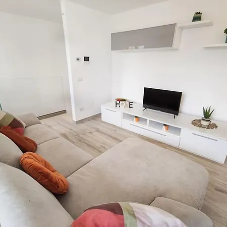 Apartamento Casa Centralissima Mentana Ingresso Indipendente