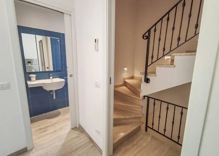 Casa Centralissima Mentana Ingresso Indipendente Διαμέρισμα