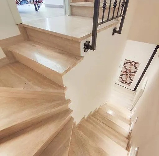 Casa Centralissima Mentana Ingresso Indipendente *